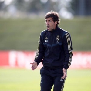 西媒讨论皇马主帅潜在替代人选：劳尔、哈维·阿隆索