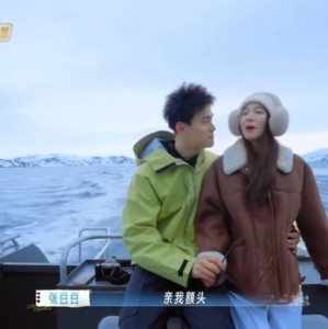 足球直播-张豆豆欠孙杨九个吻，孙杨卡点追讨|许诺|妻子的浪漫旅行|白杨|大白杨|世界冠军_新浪体育_新浪新闻